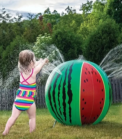 Pelota lanza agua